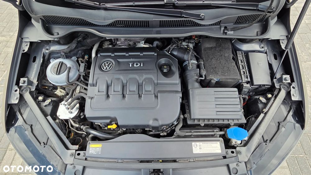Volkswagen Golf 2.0 TDI (BlueMotion Technology) Comfortline - 23