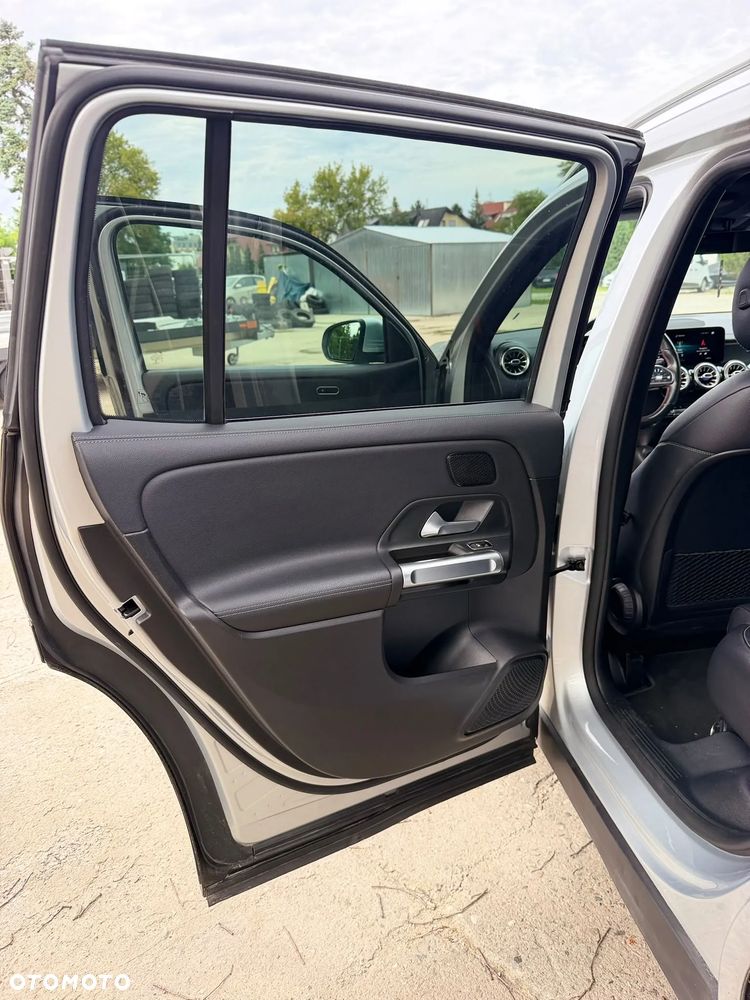 Mercedes-Benz GLB 220 d 4-Matic AMG Line 8G-DCT - 15