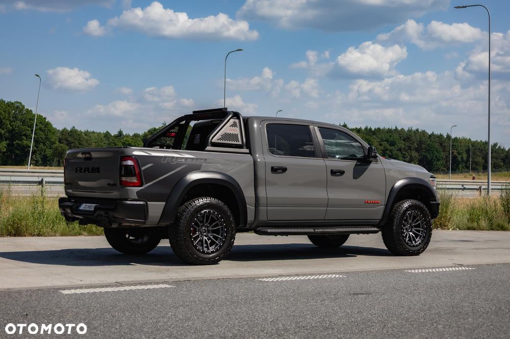 RAM 1500 Crew Cab Shortbed Rebel - 36