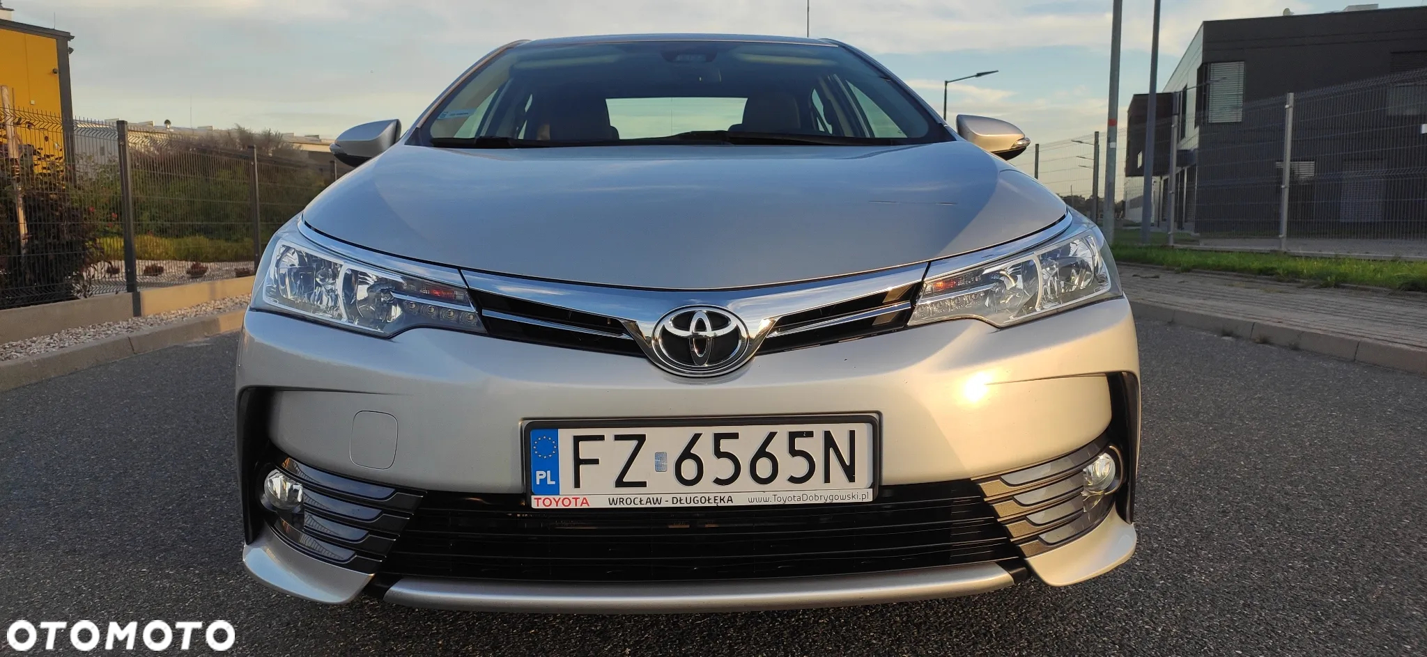 Toyota Corolla 1.6 Comfort - 5