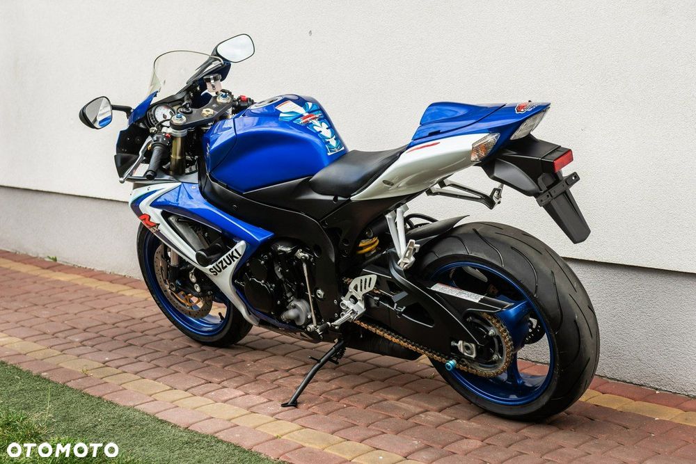Suzuki GSX-R - 4