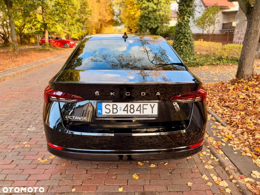 Skoda Octavia 2.0 TDI Style DSG - 5