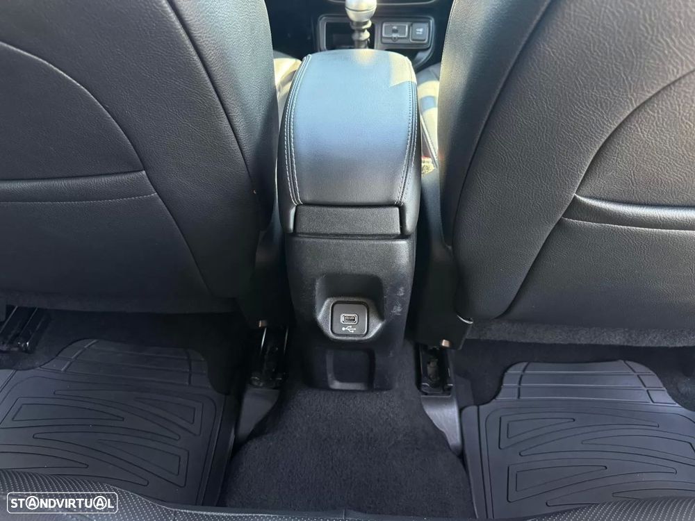 Jeep Renegade 1.0 T-GDI Limited - 33