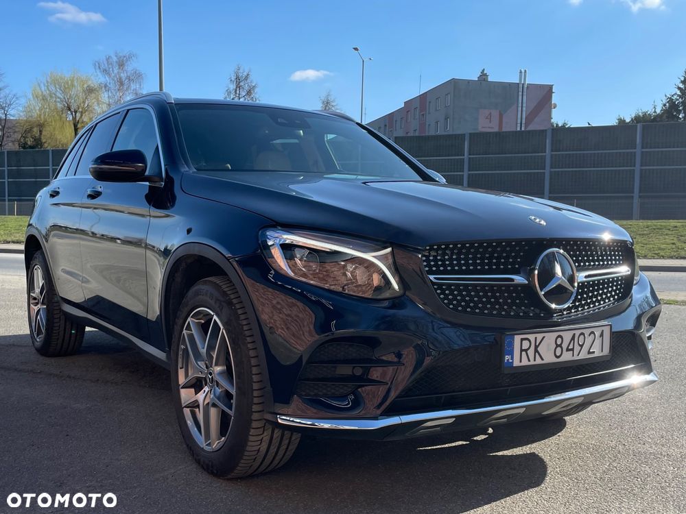 Mercedes-Benz GLC 300 4Matic 9G-TRONIC AMG Line - 7