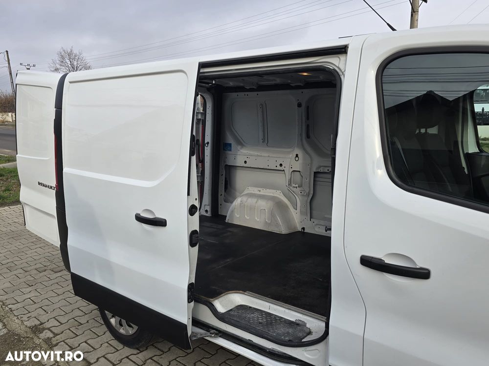 Renault trafic - 9
