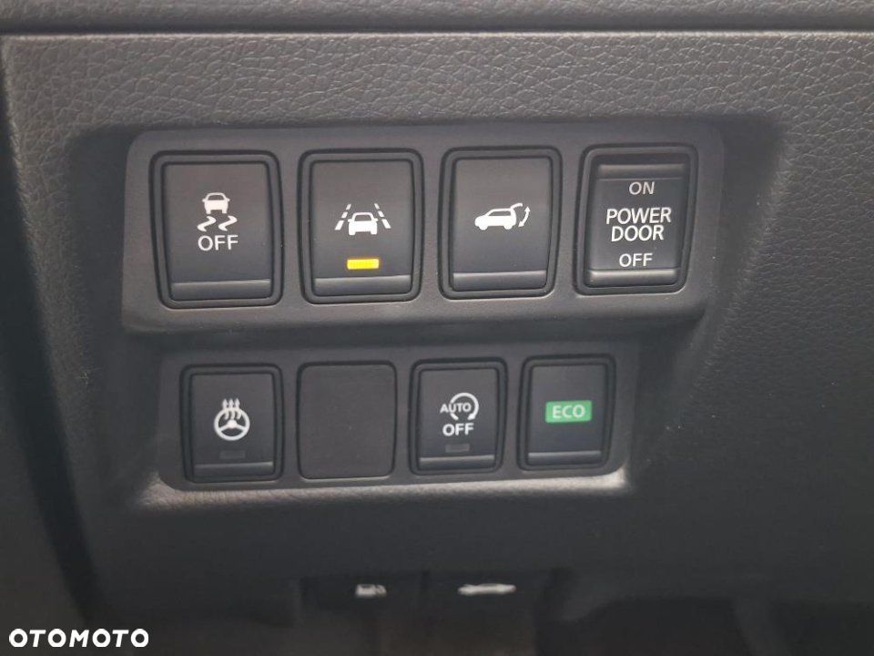 Nissan X-Trail - 23