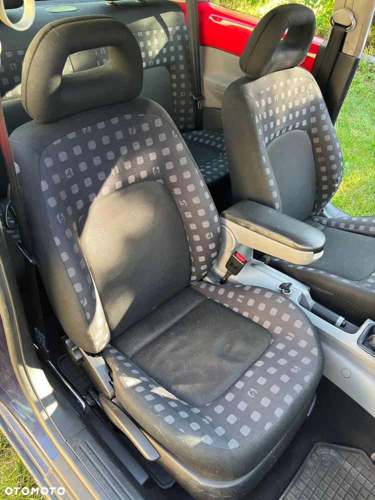 Volkswagen New Beetle 2.0 - 10