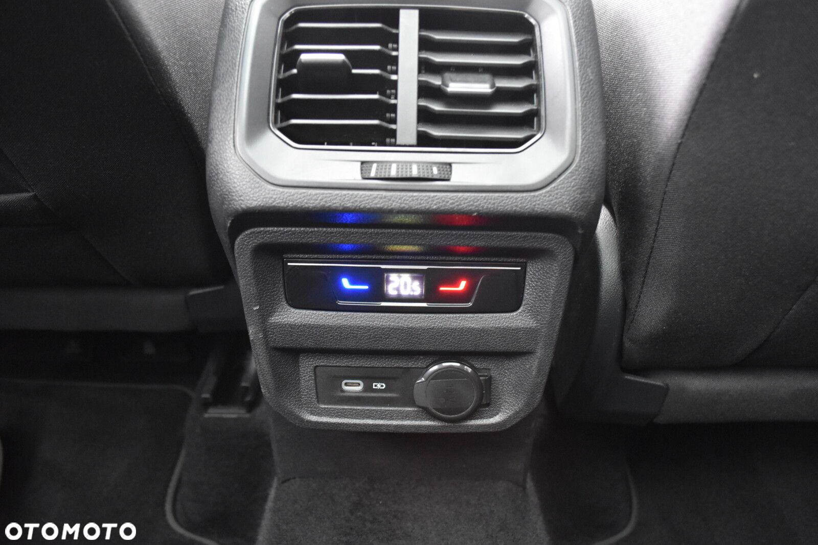 Volkswagen Tiguan Allspace - 38