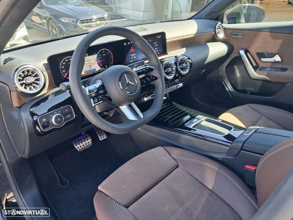 Mercedes-Benz A 180 d - 11