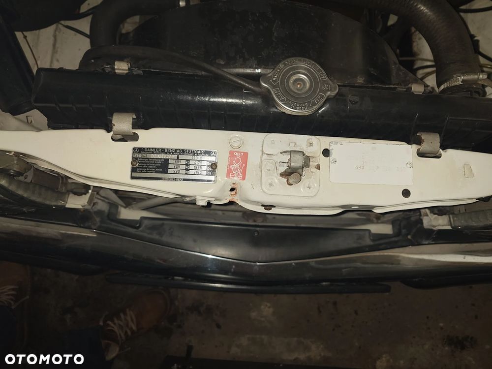 Mercedes-Benz W123 - 5