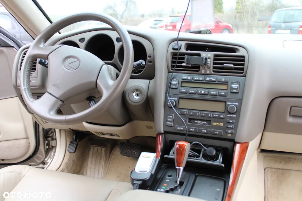 Lexus GS 300 - 13