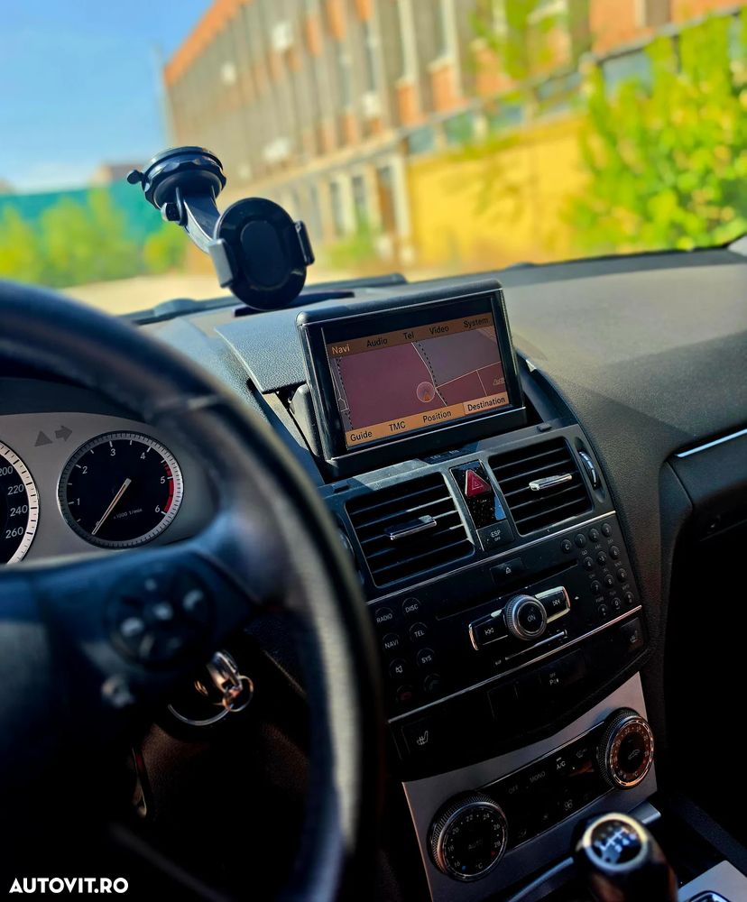 Mercedes-Benz C 220 CDI - 9