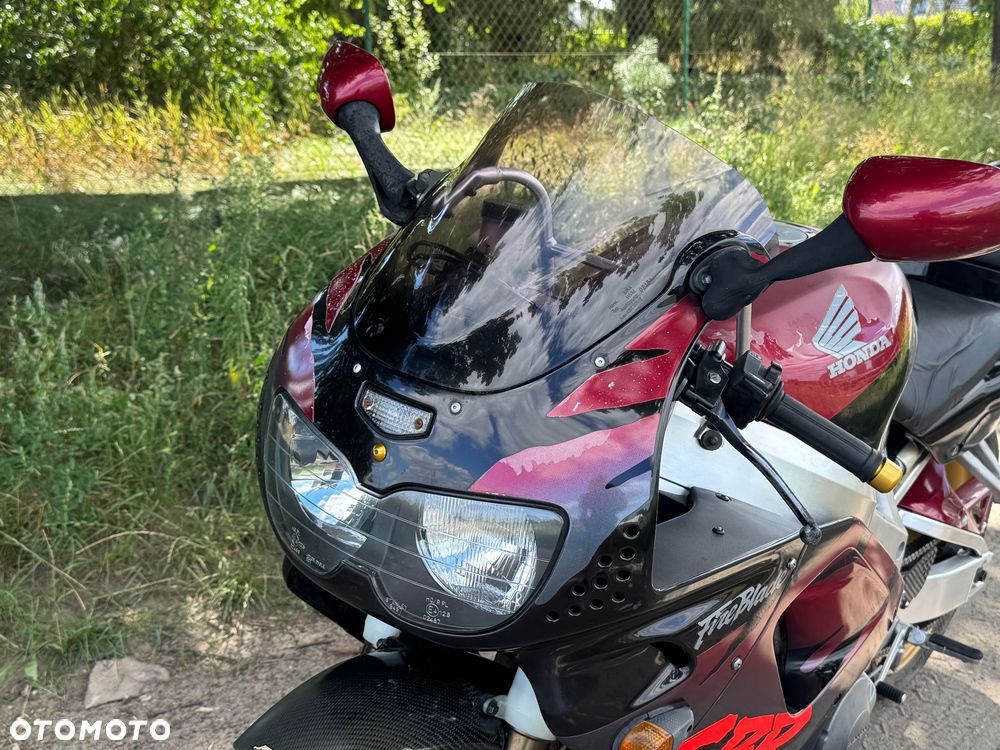 Honda CBR - 18