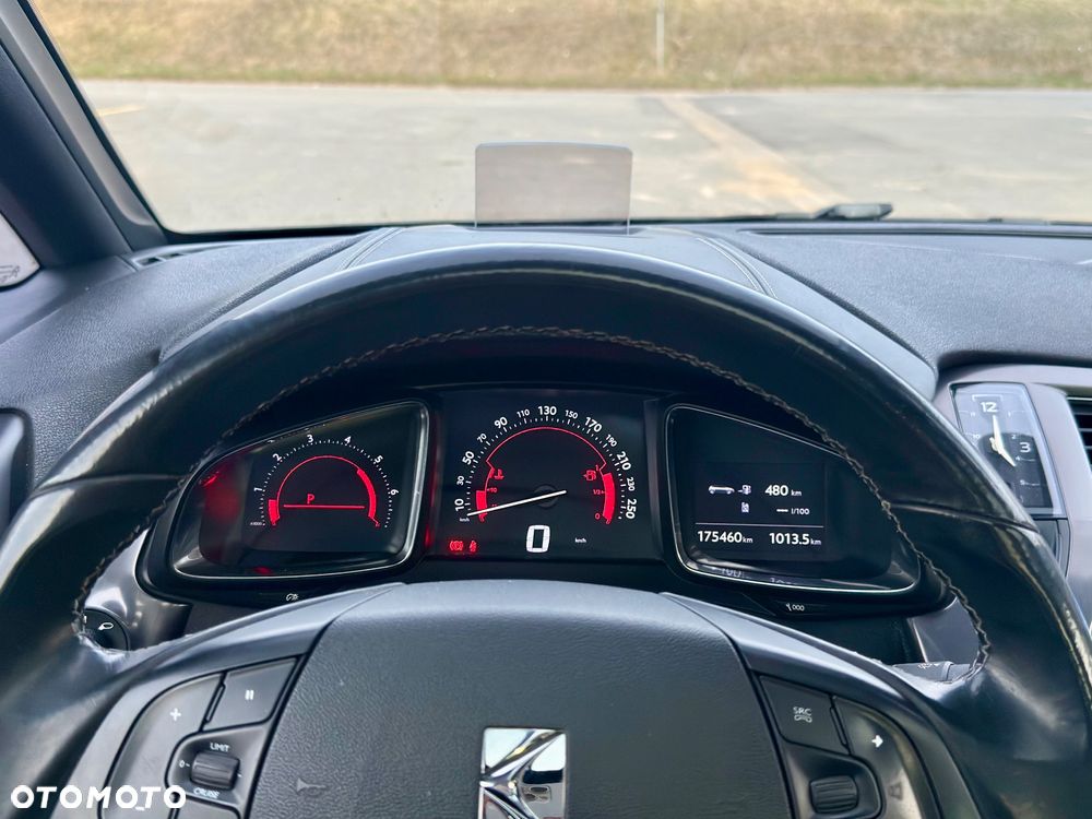Citroën DS5 HDi 165 Business - 19