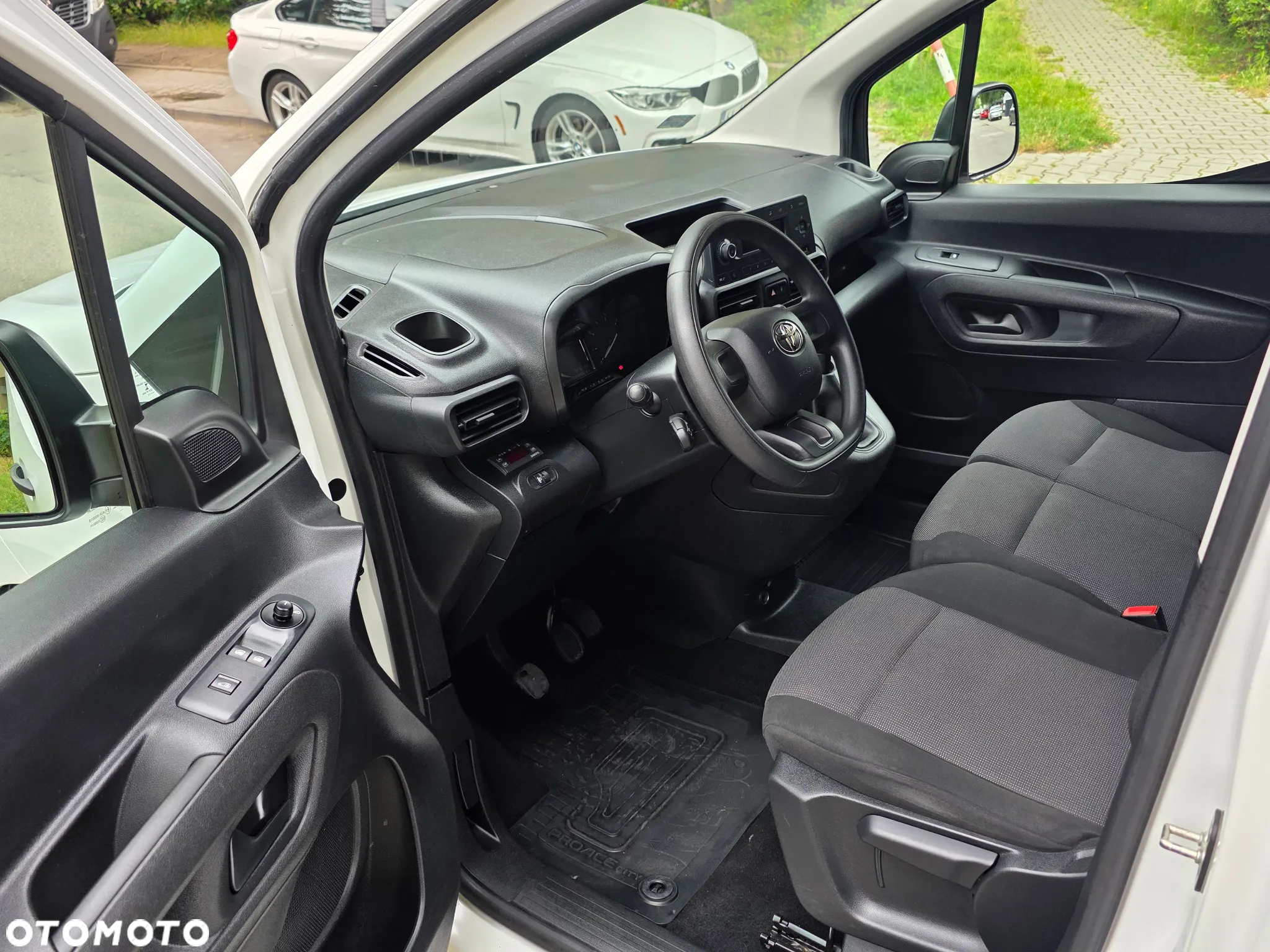 Toyota Proace - 12