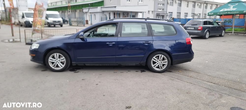 Volkswagen Passat Variant 1.6 TDI BlueMotion - 9