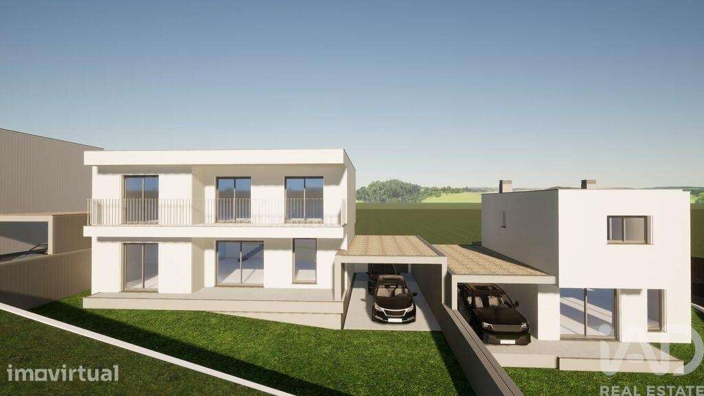 Casa / Villa T4 em Arrabal de 180,00 m2