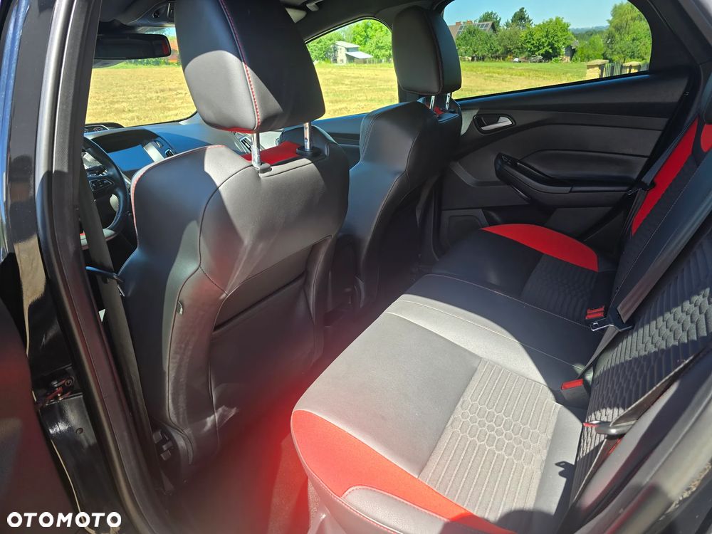 Ford Focus 2.0 EcoBoost ST mit Leder-Exclusiv-Paket - 21