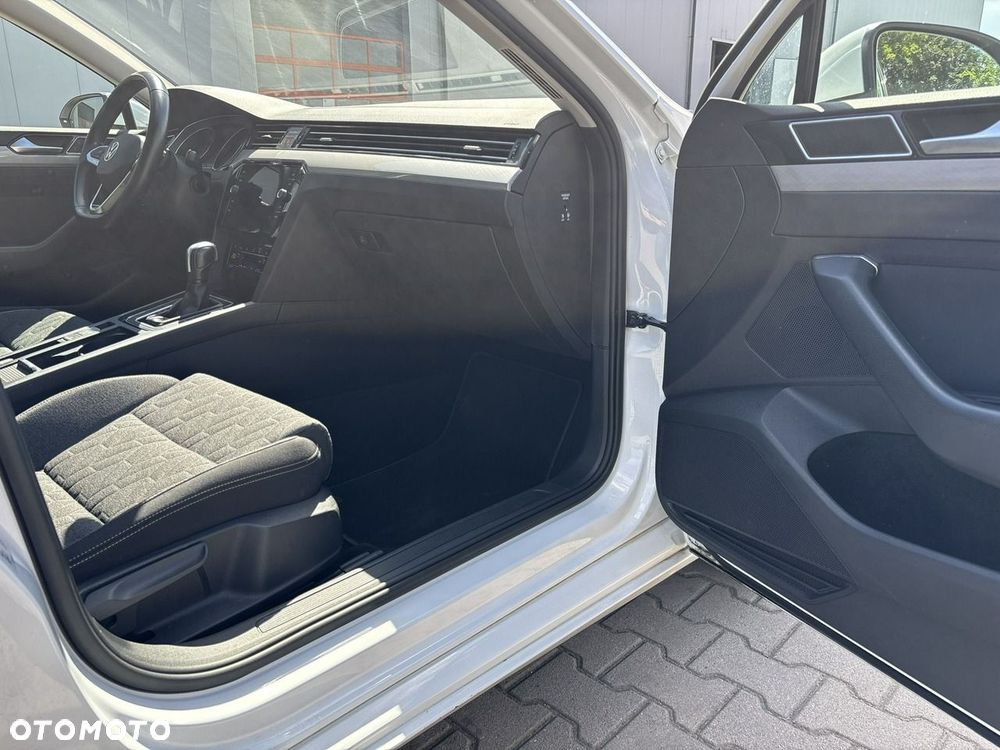 Volkswagen Passat 1.5 TSI EVO Business DSG - 17