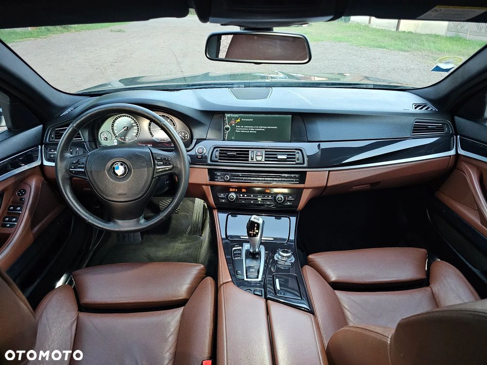 BMW Seria 5 530d Luxury Line - 16