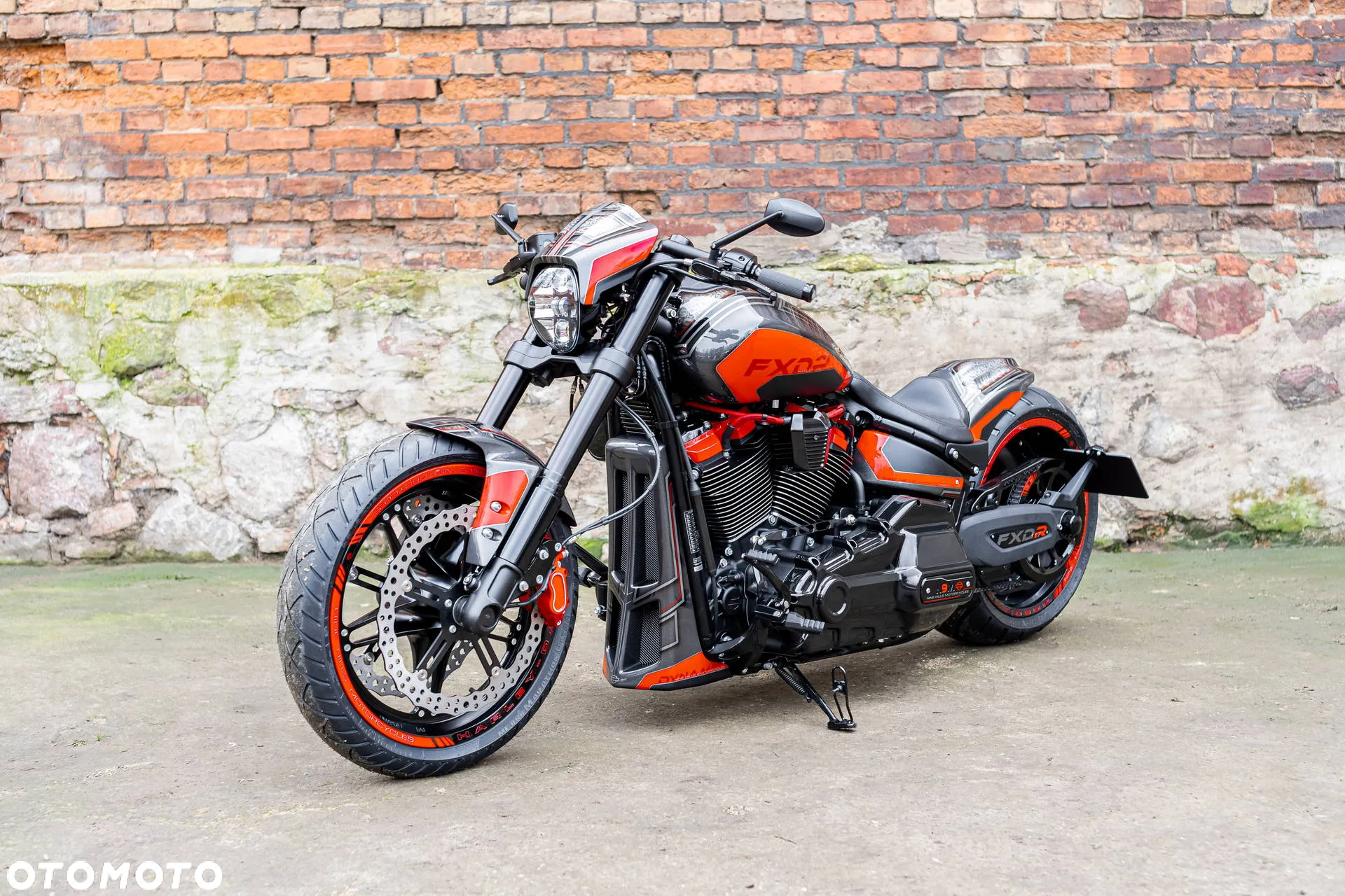 Harley-Davidson Softail FXDR - 6