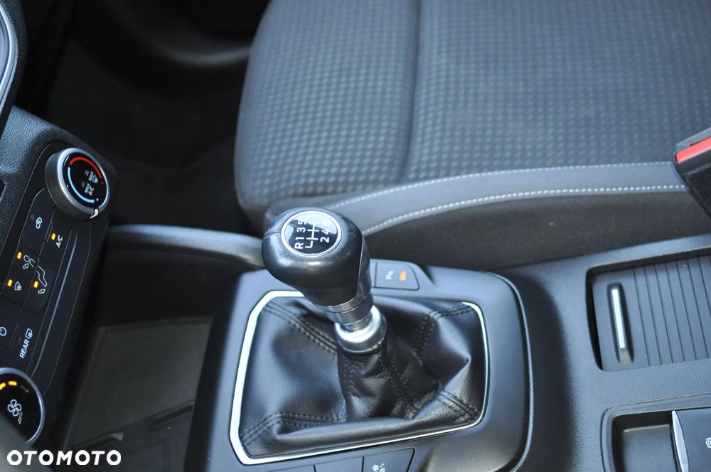 Ford Focus - 31