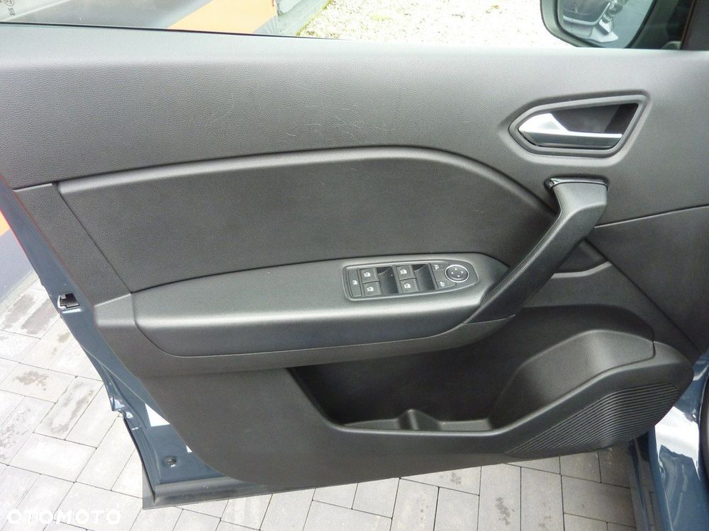 Renault Captur - 30