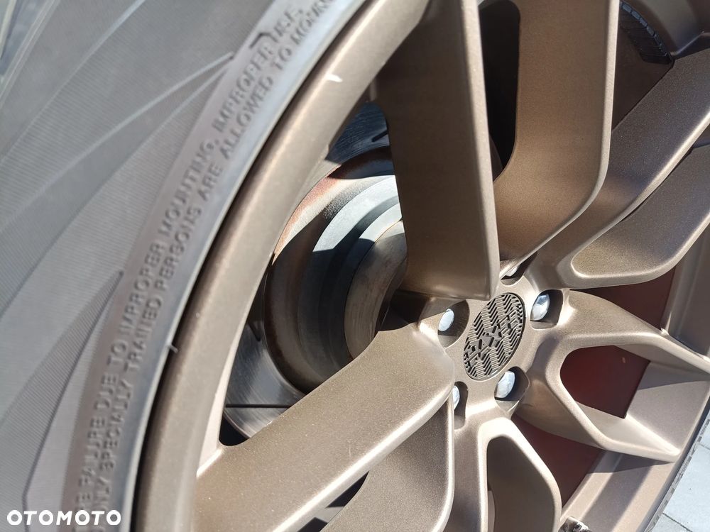 Dodge Challenger - 18