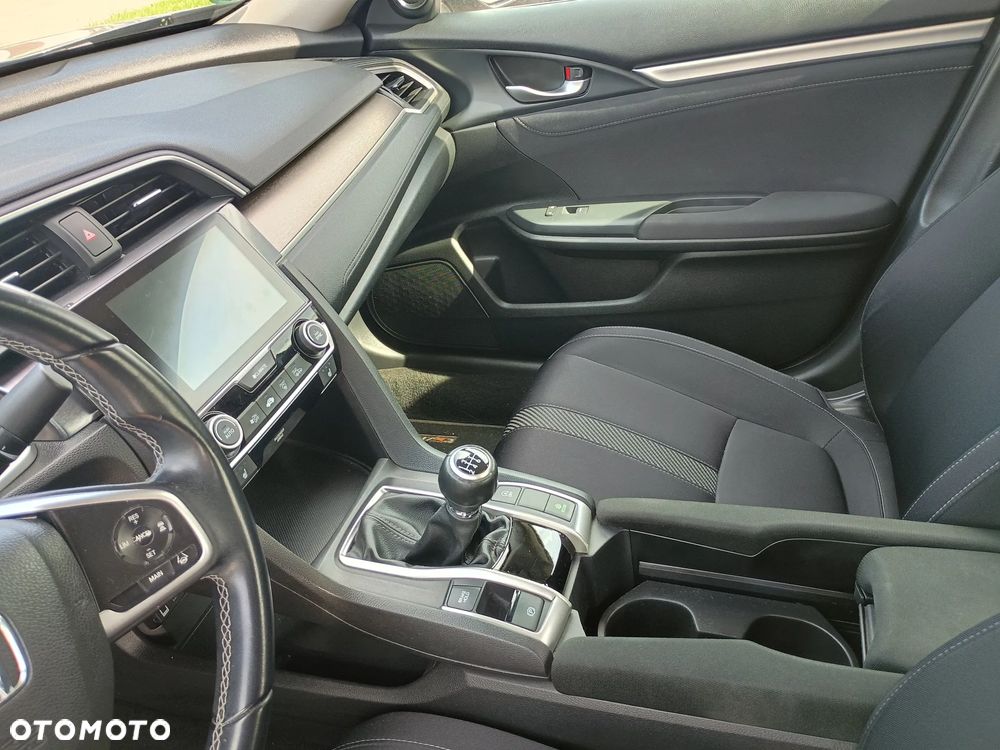 Honda Civic - 10