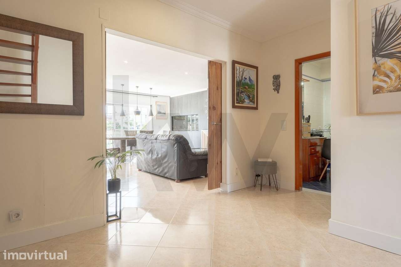 Apartamento T5 Duplex Exclusivo com Vista Deslumbrante para o Palácio - Grande imagem: 2/34