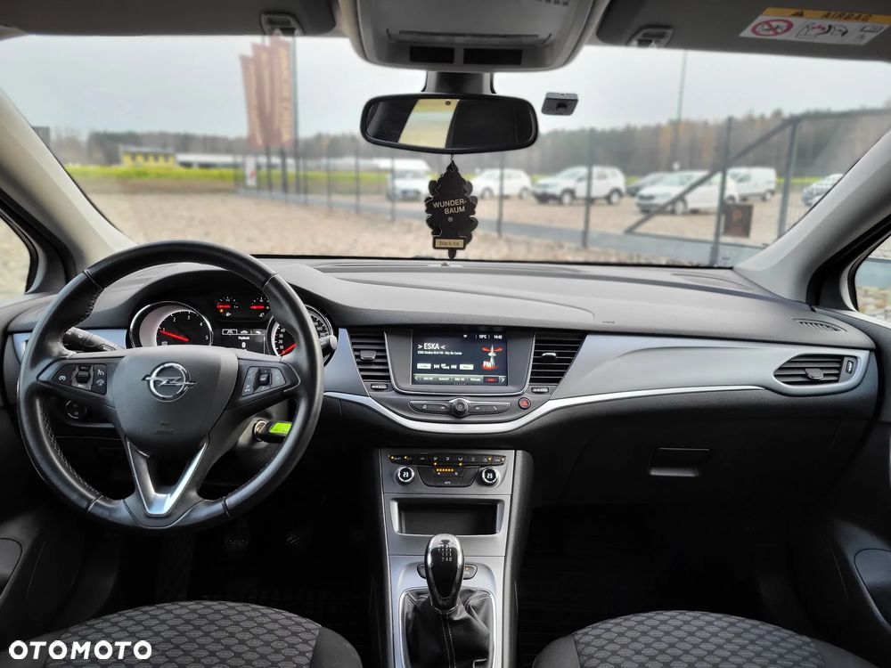 Opel Astra 1.6 CDTI Enjoy S&S - 10