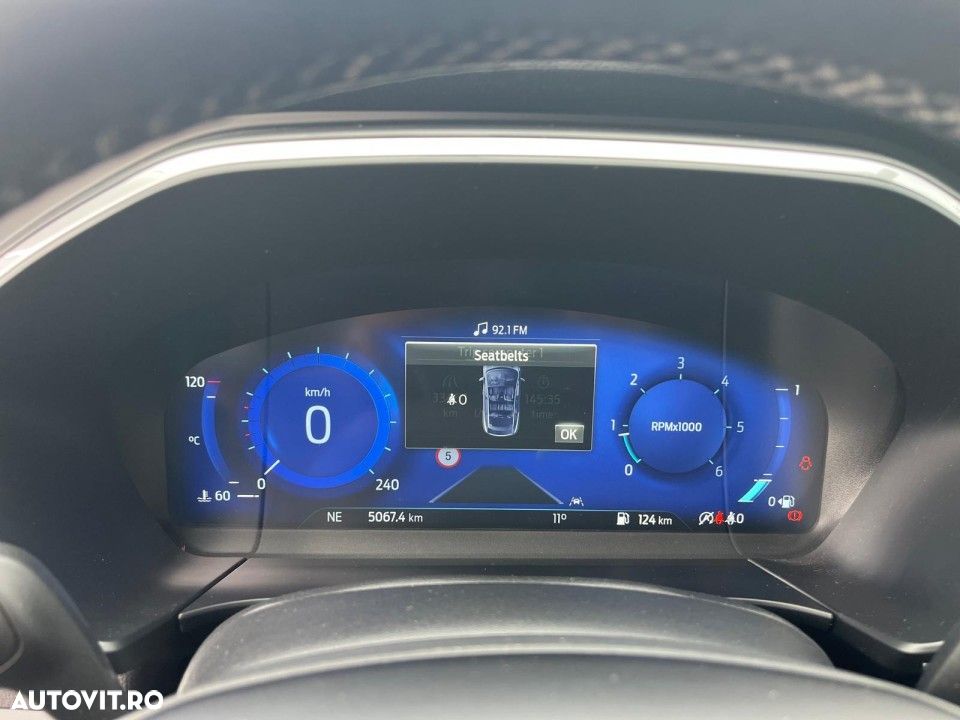 Ford Kuga - 11