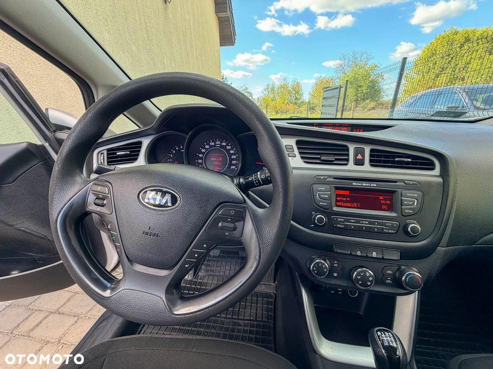 Kia Ceed 1.6 CRDi M - 9