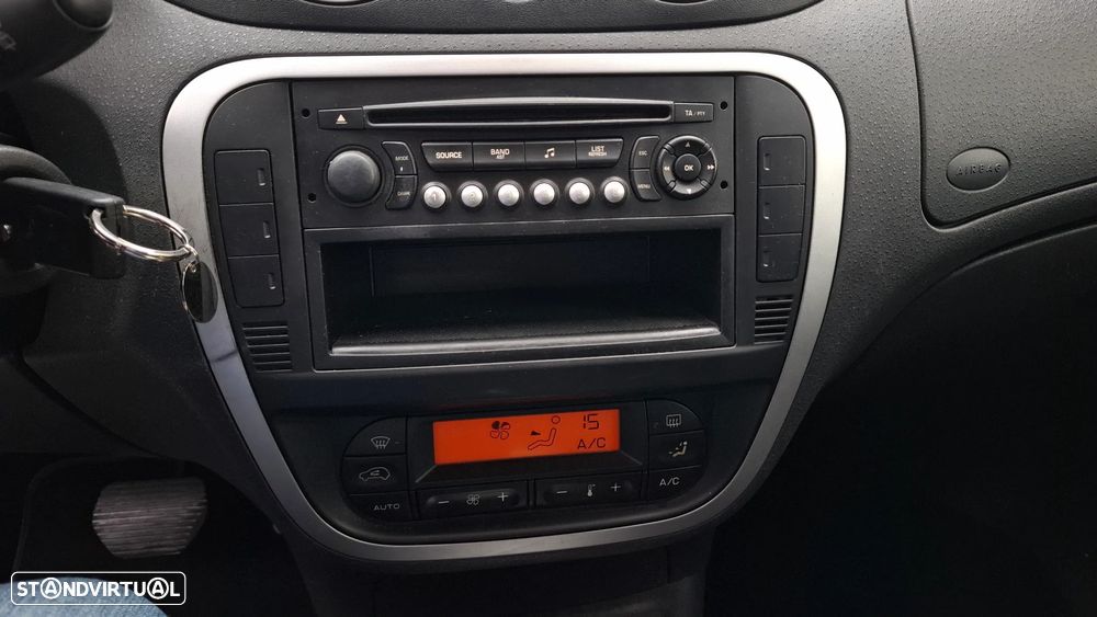 Citroën C2 1.4 HDi VTR Sensodrive - 33