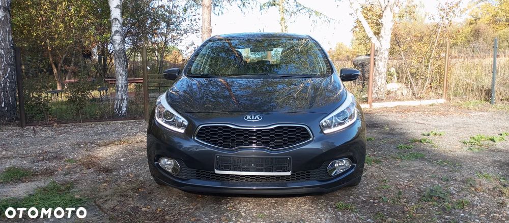 Kia Ceed 2013 photo 3