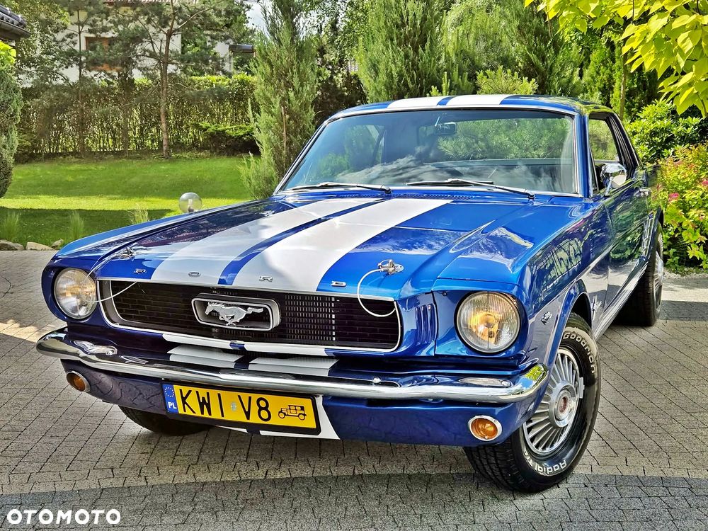 Ford Mustang - 28