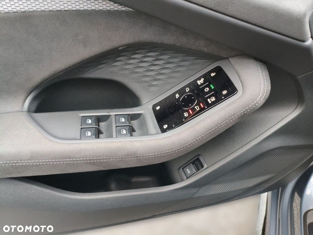 Audi A5 Avant TDI mHEV Quattro S tronic - 23