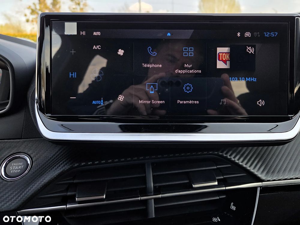 Peugeot 2008 PureTech mHEV Allure e-DCS6 - 21