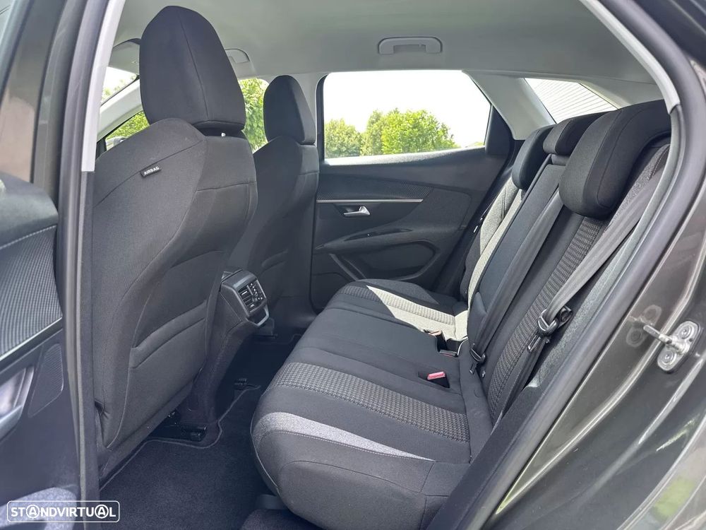 Peugeot 3008 1.2 PureTech Allure Pack - 39
