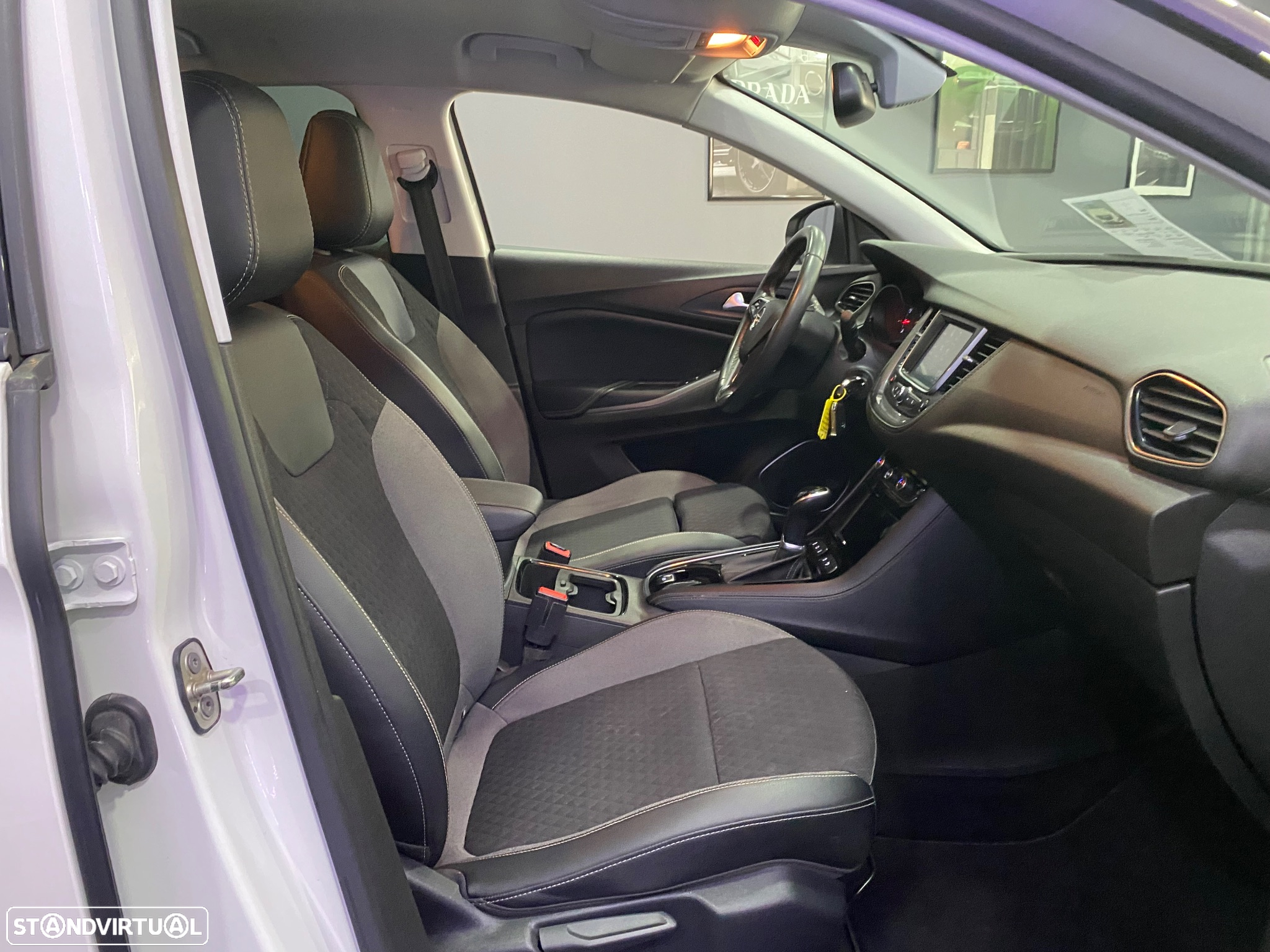 Opel Grandland X 1.5 CDTI Innovation AT - 43