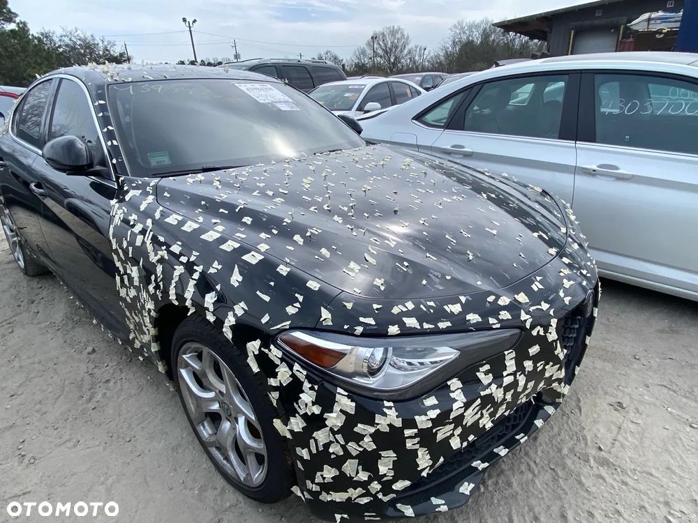 Alfa Romeo Giulia - 3