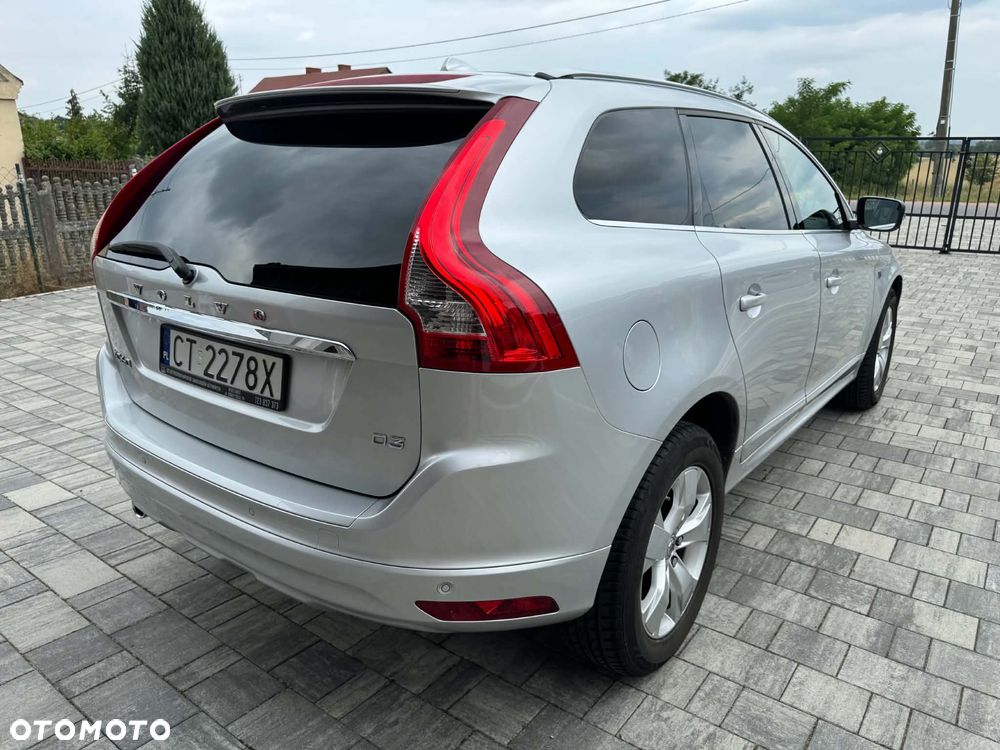 Volvo XC 60 D3 Drive-E Ocean Race - 10