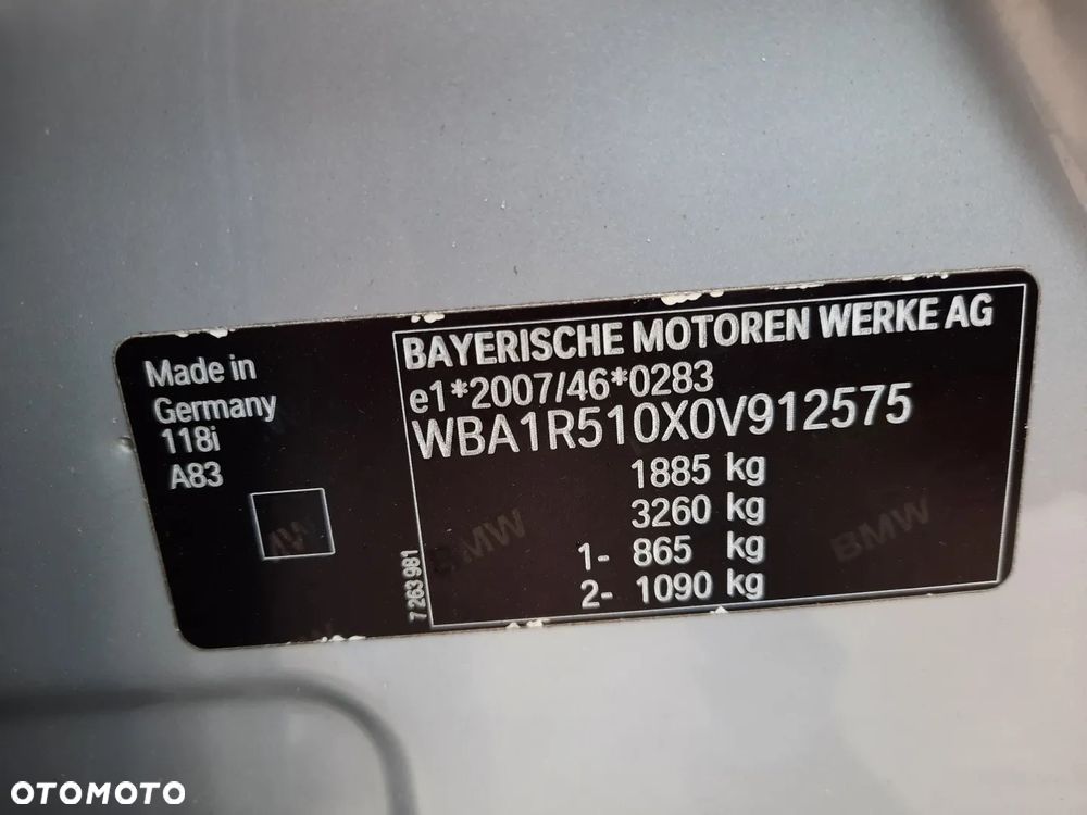 BMW Seria 1 118i - 40