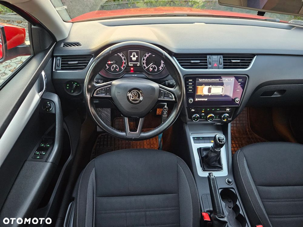 Skoda Octavia - 10