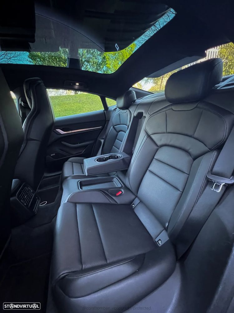 Porsche Taycan Bateria Performance Plus - 18