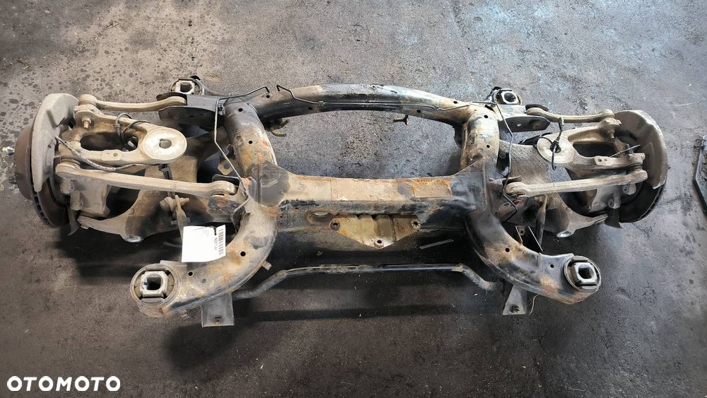 BELKA / SANKI TYŁ BMW X6 F16 - 1