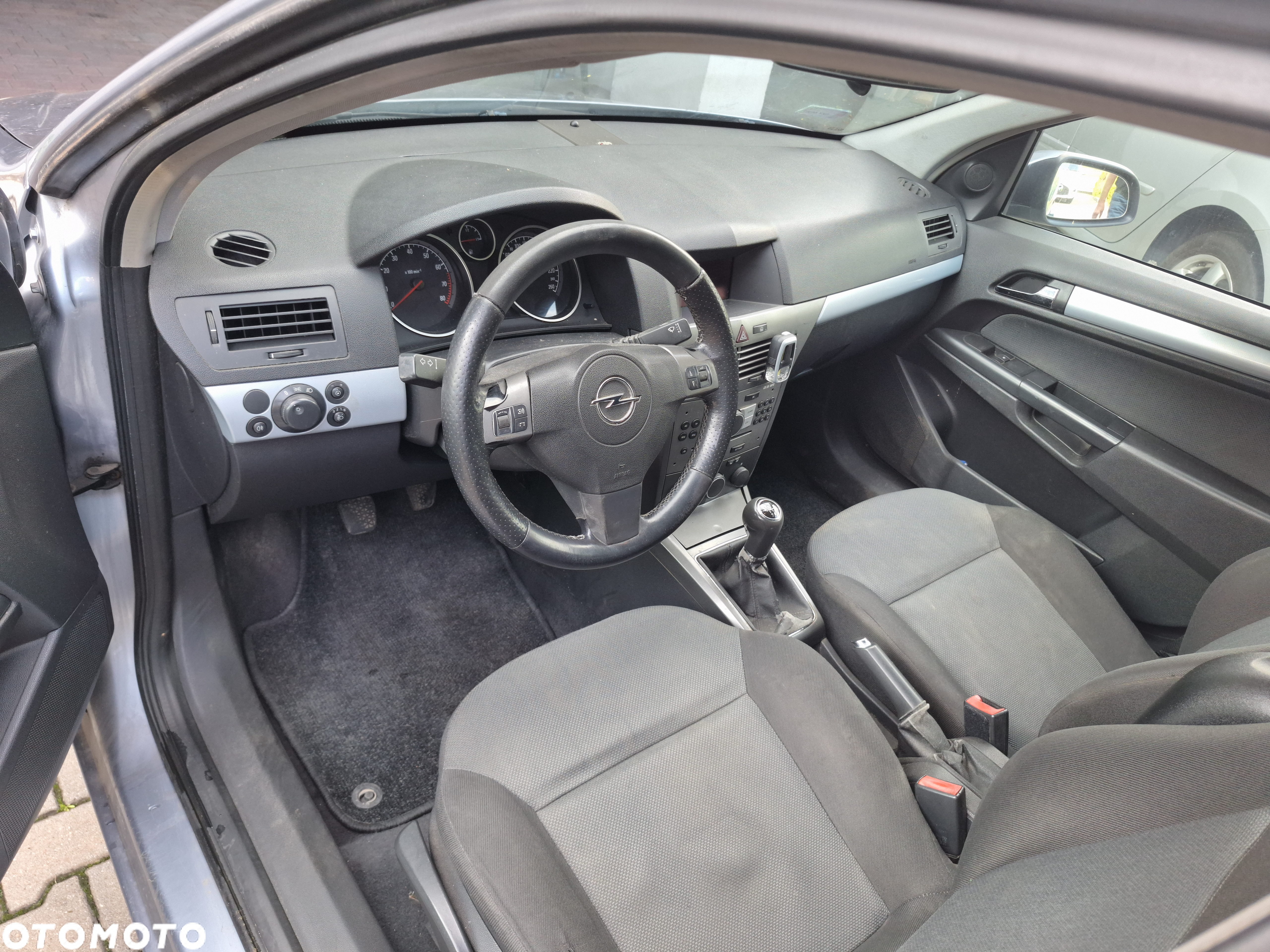 Opel Astra - 4