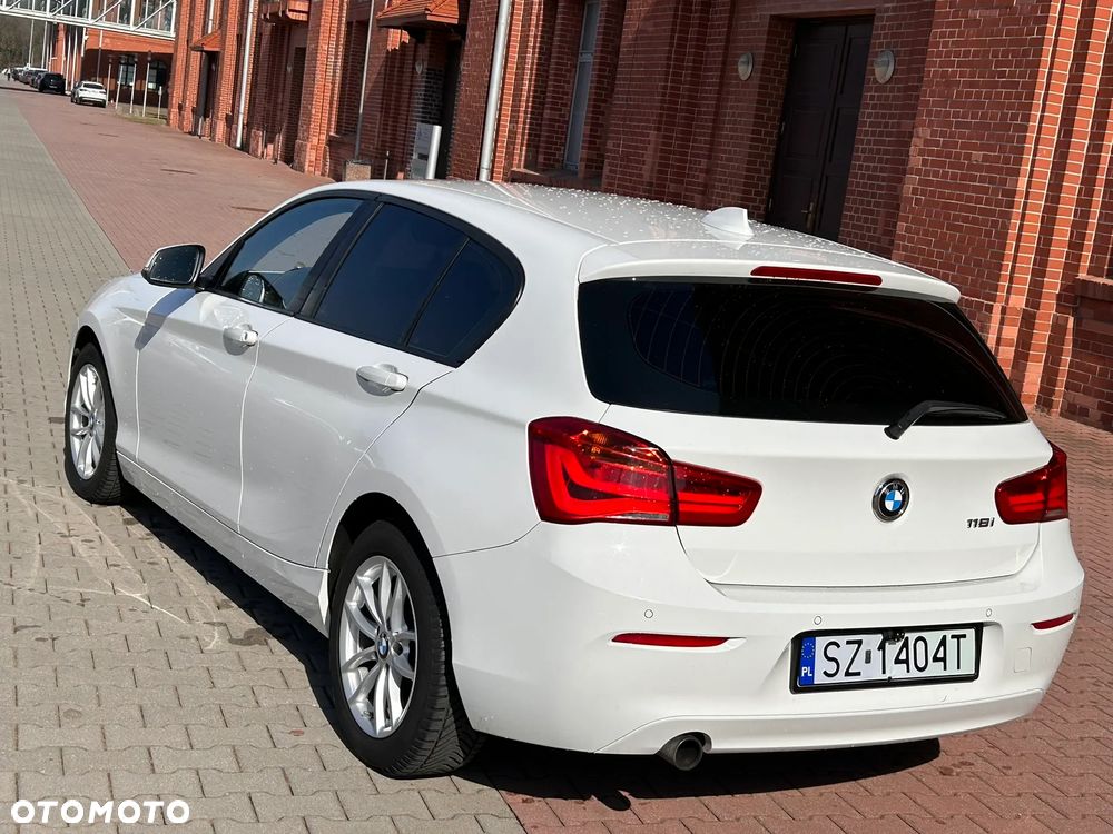 BMW Seria 1 118i Edition M Sport Shadow - 3