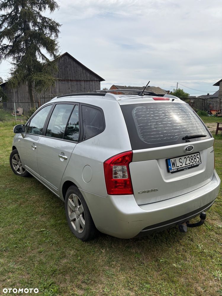 Kia Carens 2006 photo 4