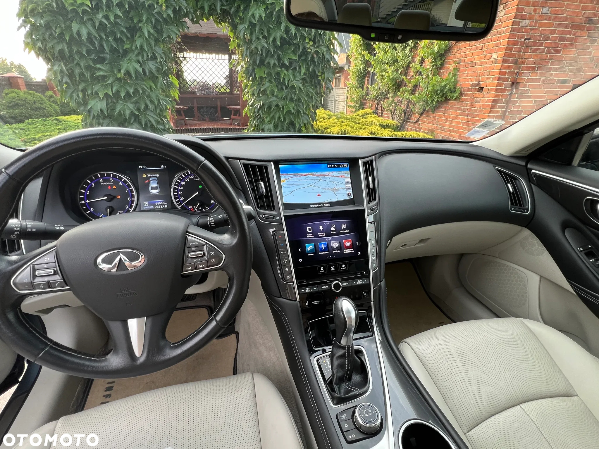 Infiniti Q50 Hybrid Premium - 11